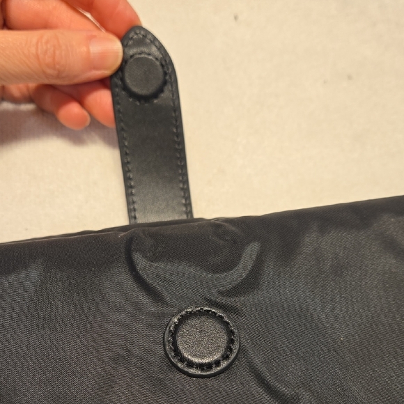 ​✨ Kate Spade New York | Chelsea Nylon Baby Changing Pad ✨ - Picture 3 of 9